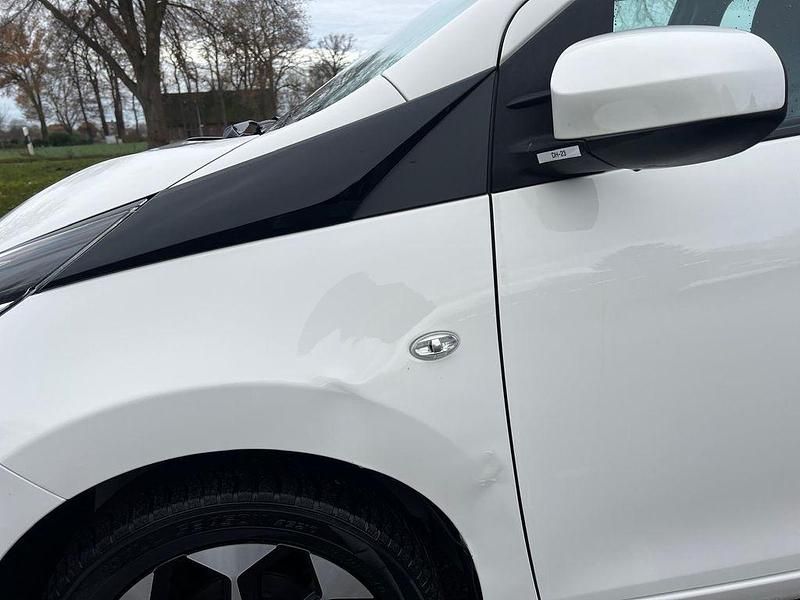 Gebraucht Toyota Aygo X-play 72 PS (52 kW) 2020 Weiß Kleinwagen