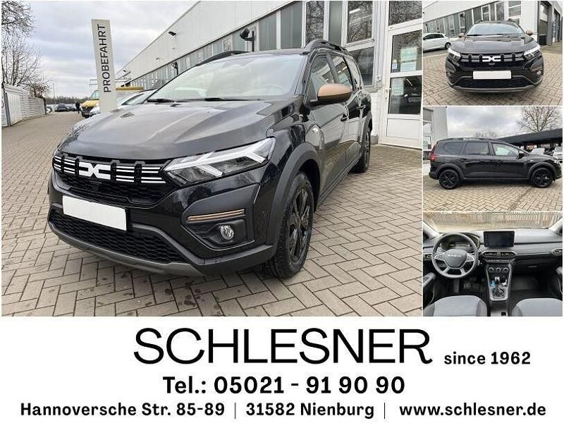 Gebraucht Dacia Jogger Extreme 94 PS (69 kW) 2024 Perlmuttschwarz Van / Kleinbus