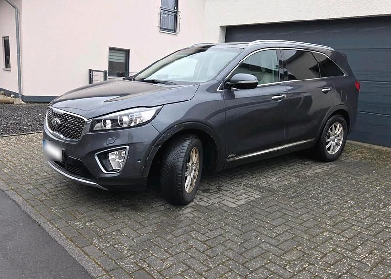 Gebraucht Kia Sorento 200 PS (147 kW) 2015 Grau SUV