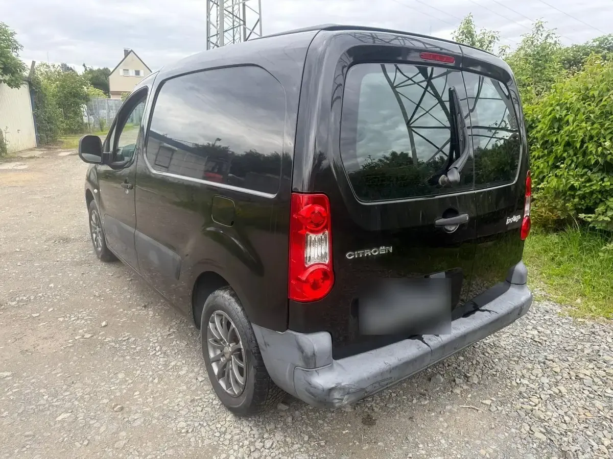 Gebraucht Citroën Berlingo 90 PS (66 kW) 2010 Schwarz Van / Kleinbus