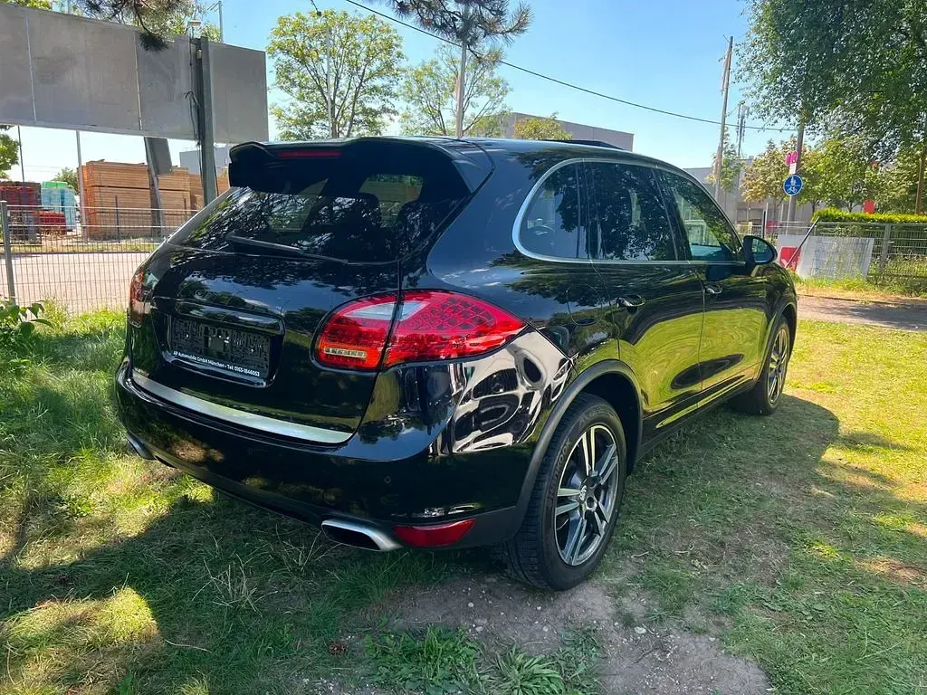 Gebraucht Porsche Cayenne S 400 PS (294 kW) 2011 Schwarz SUV