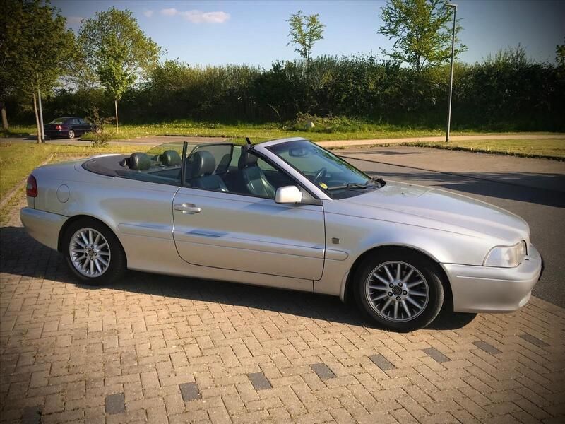 Silber Gebraucht 1999 Volvo C70 Cabrio | 9.950 € - Bild 1/4