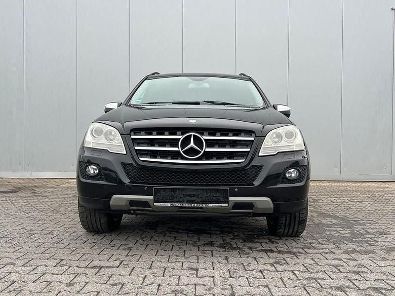 Gebraucht Mercedes ML320 224 PS (164 kW) 2009 Schwarz SUV