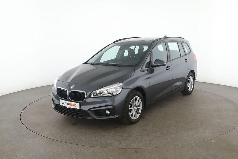 Grau Gebraucht 2015 BMW 216 Gran Tourer Advantage Van / Kleinbus | 12.180 € (Fairer Preis) - Bild 1/3