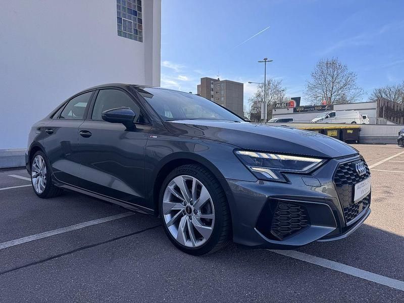 Gebraucht Audi A3 S-Line 150 PS (110 kW) 2022 Daytonagrau Limousine