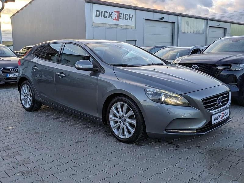 Gebraucht Volvo V40 You! 114 PS (83 kW) 2015 Grau Kombi