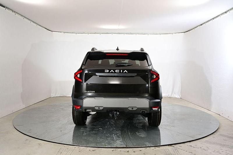 Neu Dacia Duster Journey 131 PS (96 kW) 2025 Perlmuttschwarz meta.../schwa SUV