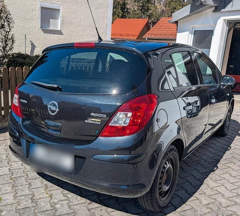 Gebraucht Opel Corsa Edition 95 PS (69 kW) 2014 Schwarz Kleinwagen