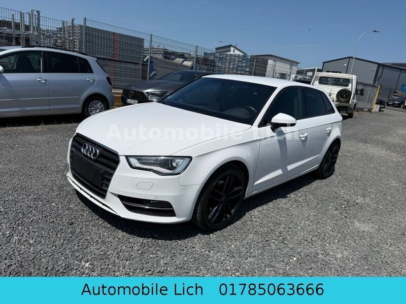 Ibisweiß Gebraucht 2016 Audi A3 Sportback Ambition Limousine | 8.999 € (Guter Preis) - Bild 1/4