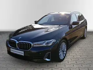 Gebraucht BMW 530 Luxury Line 245 PS (180 kW) 2023 Sophistograu brillanteffekt me Kombi