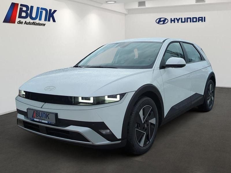 Neu Hyundai Ioniq 5 125 kW (170 PS) 2025 Atlas white SUV