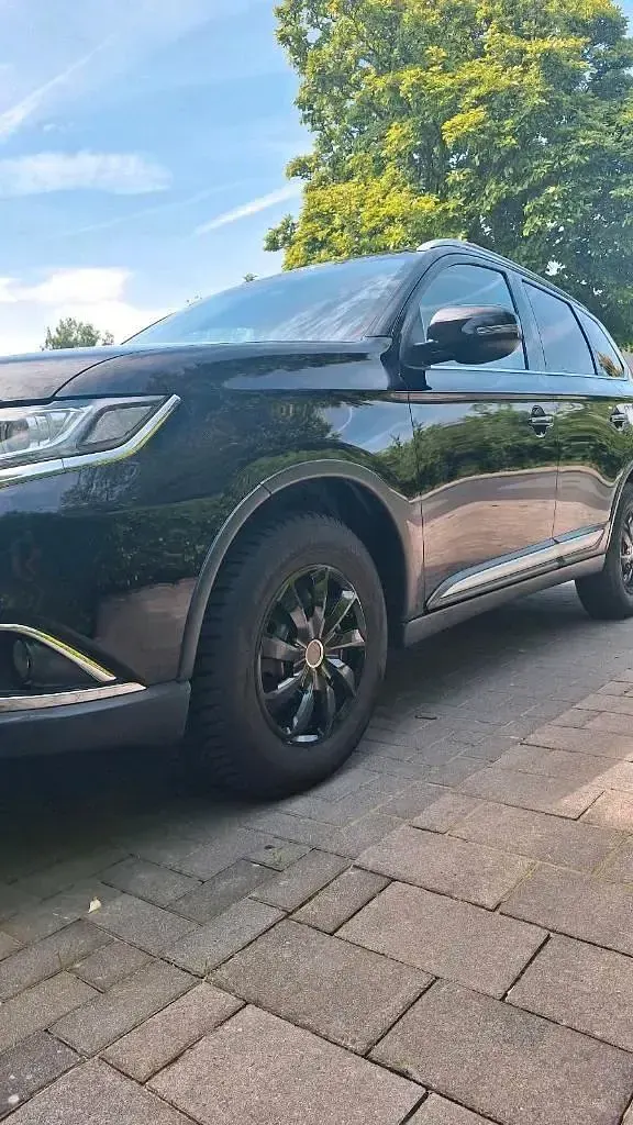 Gebraucht Mitsubishi Outlander 147 PS (108 kW) 2017 Schwarz SUV