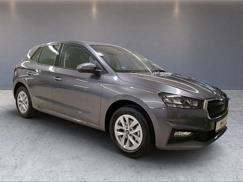 Neu Skoda Fabia 80 PS (58 kW) 2026 Grau Kleinwagen