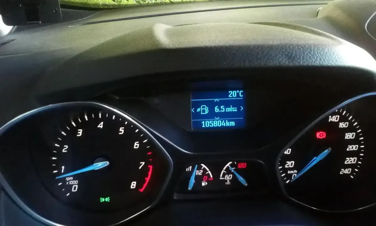 Gebraucht Ford C-MAX 125 PS (91 kW) 2014 Rot Van / Kleinbus