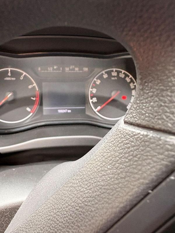 Silber Gebraucht 2018 Opel Corsa Kleinwagen | 7.000 € (Fairer Preis) - Bild 1/4