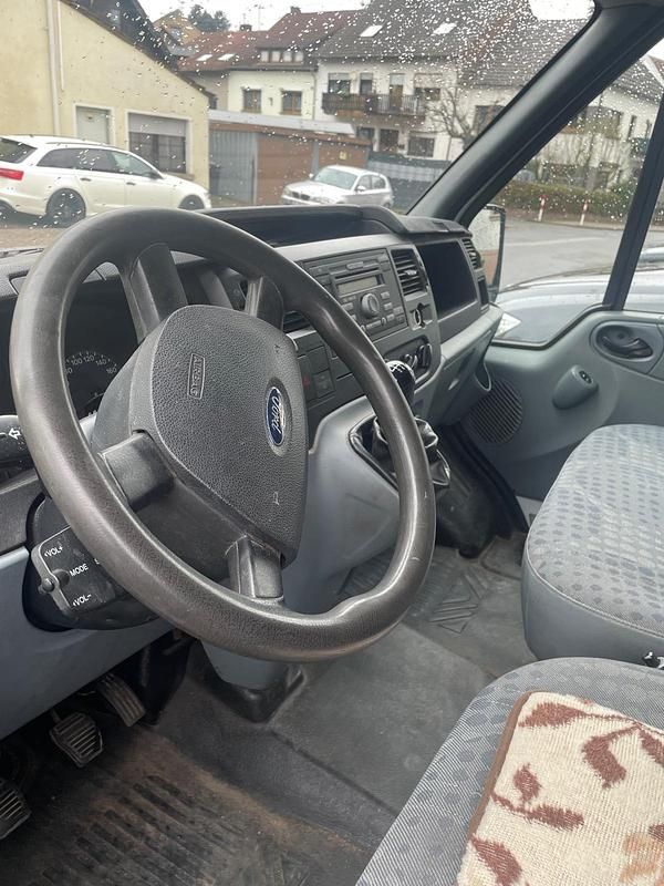 Gebraucht Ford Transit 140 PS (102 kW) 2009 Weiß Limousine