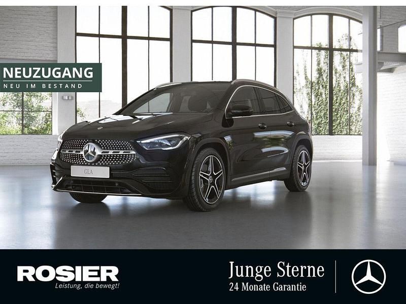 Schwarz Gebraucht 2021 Mercedes GLA250 AMG SUV | 39.195 € (Teuer) - Bild 1/4