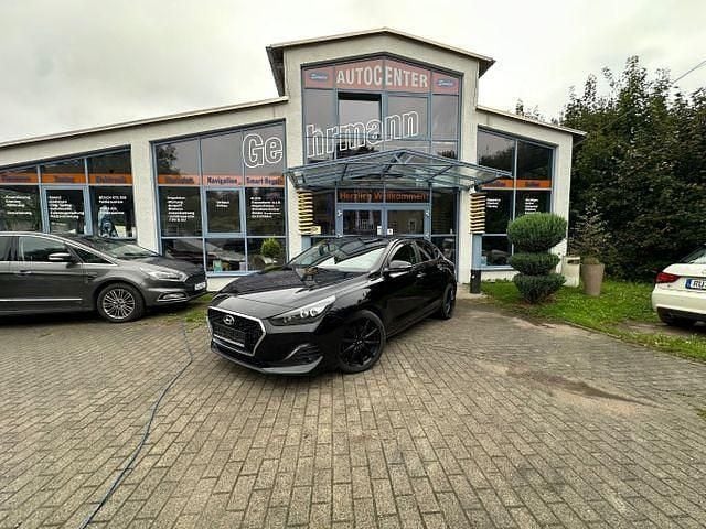 Schwarz Gebraucht 2019 Hyundai i30 Limousine | 11.990 € (Guter Preis) - Bild 1/4