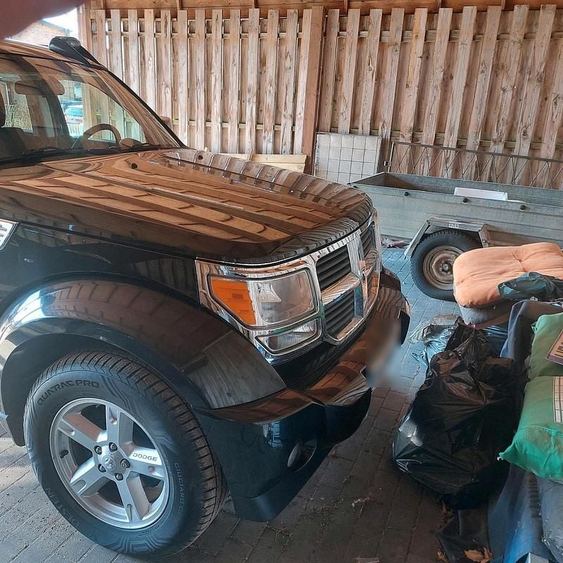 Gebraucht Dodge Nitro 205 PS (150 kW) 2008 Schwarz SUV