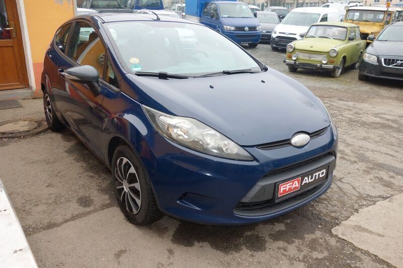 Blau Gebraucht 2009 Ford Fiesta Trend Kleinwagen | 1.799 € - Bild 1/4