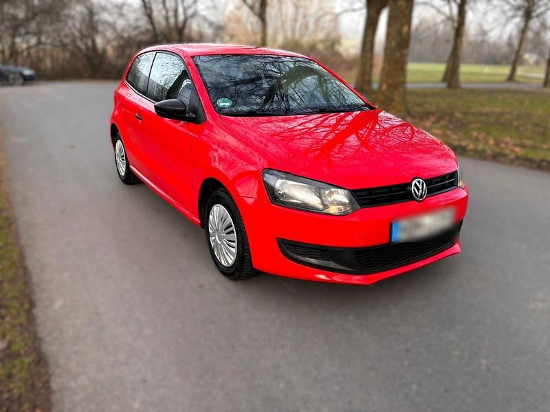 Rot Gebraucht 2011 VW Polo Trendline Kleinwagen | 4.200 € (Fairer Preis) - Bild 1/4