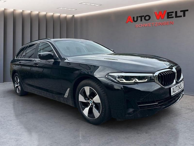 Second-hand BMW 520 190 CP (139 kW) 2021 Negru Berlinǎ