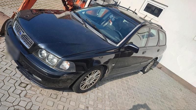 Gebraucht Volvo V40 120 PS (88 kW) 2004 Schwarz Kombi