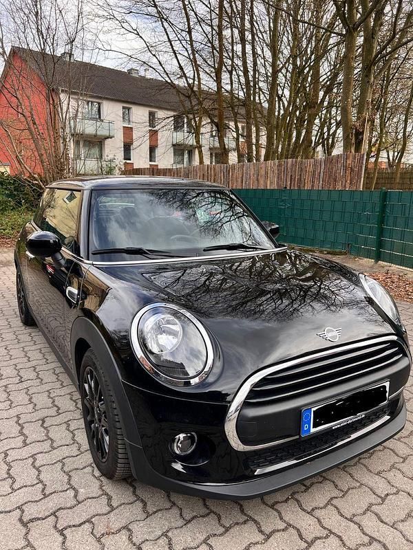 Second-hand Mini ONE 102 CP (75 kW) 2020 Negru Hatchback