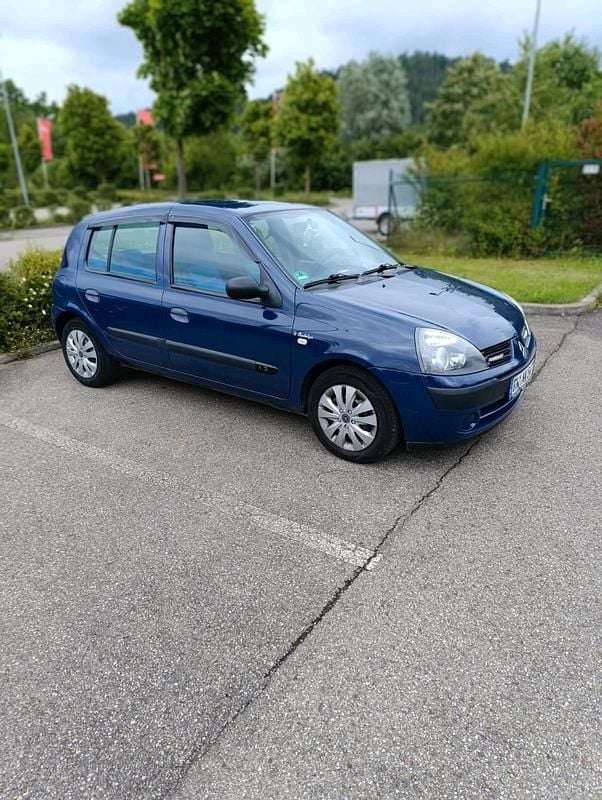 Blau Gebraucht 2004 Renault Clio II Kleinwagen | 1.350 € (Superpreis) - Bild 1/4