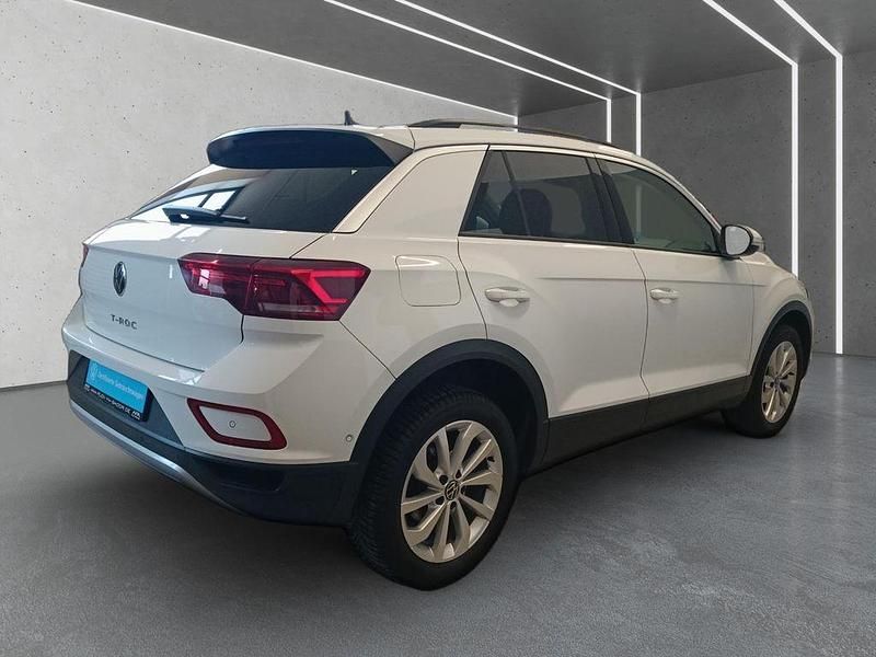 Gebraucht VW T-Roc Life 110 PS (80 kW) 2022 Weiß SUV