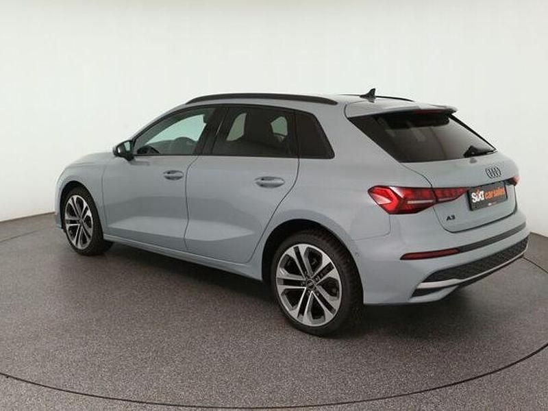 Gebraucht Audi A3 Ambiente 116 PS (85 kW) 2025 Andere Limousine