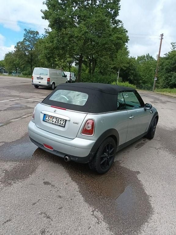 Käytetty Mini One Cabriolet 98 HP (72 kW) 2010 Hopea Avoauto