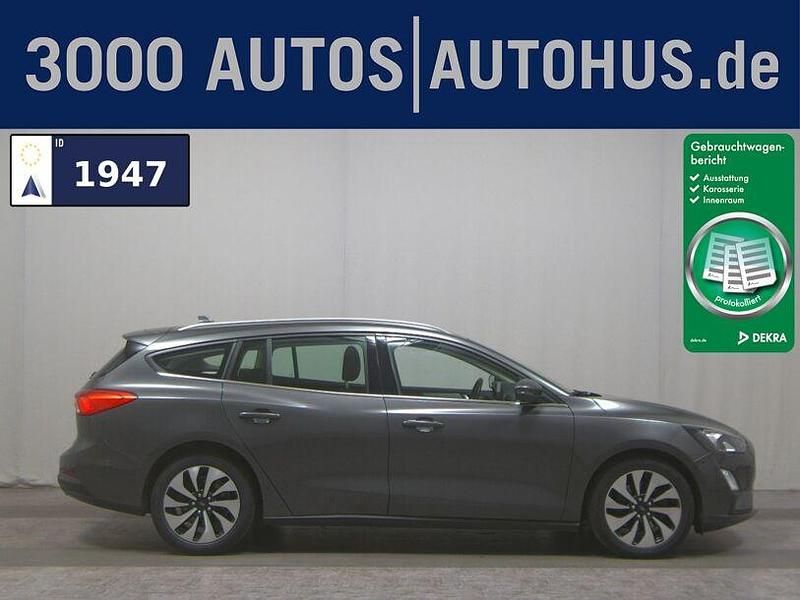 Grau Gebraucht 2021 Ford Focus Cool & Connect Kombi | 10.380 € (Superpreis) - Bild 1/4