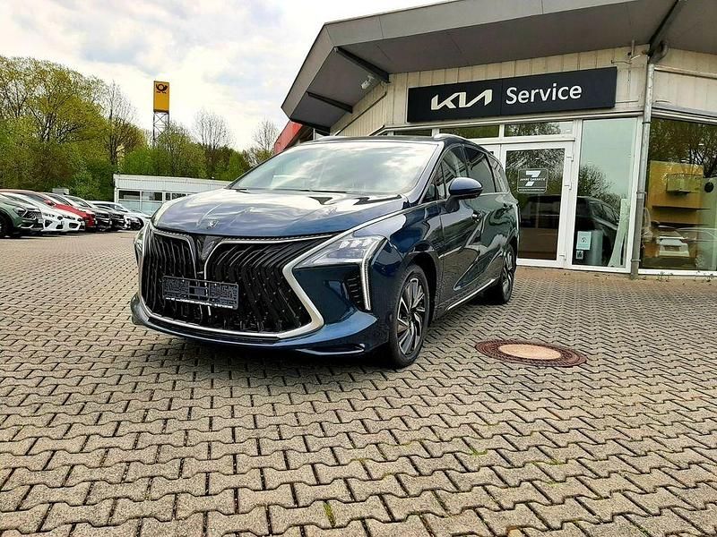 Neu DFSK Forthing 4 177 PS (130 kW) 2025 Jade green Van / Kleinbus