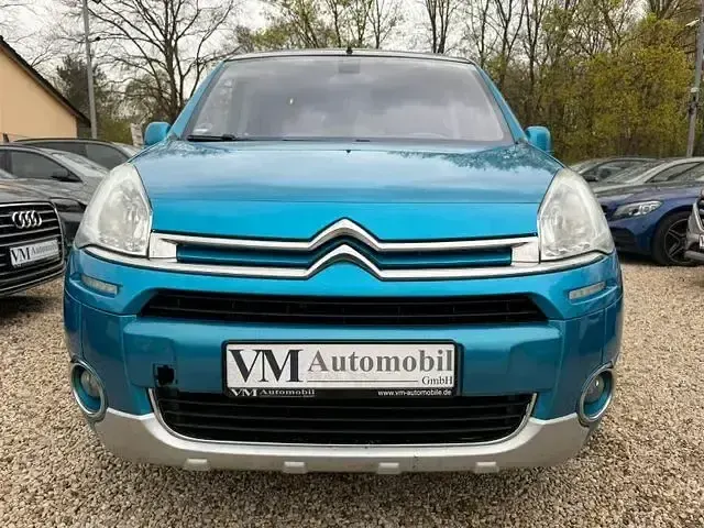 Używany Citroën Berlingo SELECTION 92 KM (67 kW) 2014 Niebieski Minivan