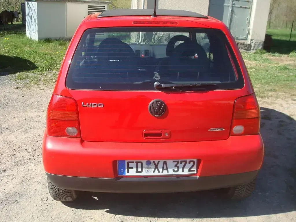 Brugt VW Lupo 50 HK (36 kW) 2004 Rød Hatchback