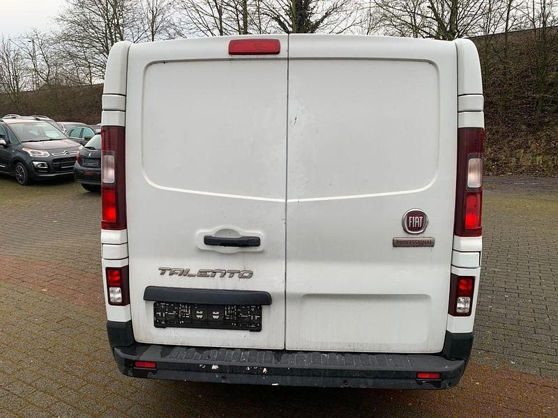 Gebraucht Fiat Talento Basis 120 PS (88 kW) 2016 Weiß Van / Kleinbus