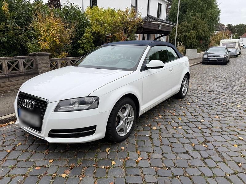 Weiß Gebraucht 2011 Audi A3 Cabriolet Attraction Cabrio | 5.000 € (Guter Preis) - Bild 1/4