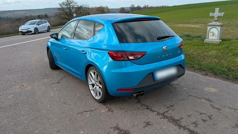 Gebraucht Seat Leon FR 179 PS (131 kW) 2016 Blau Limousine