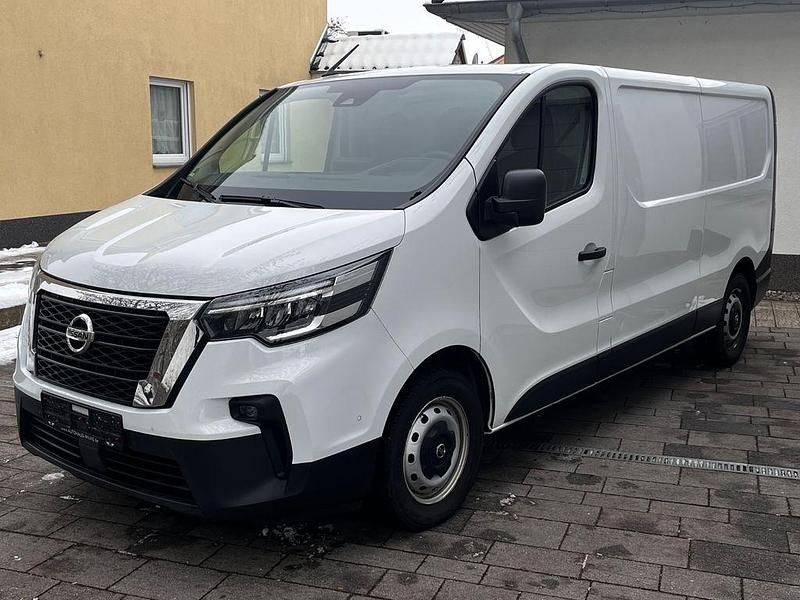 Gebraucht Nissan Primastar 150 PS (110 kW) 2023 Weiß Van / Kleinbus