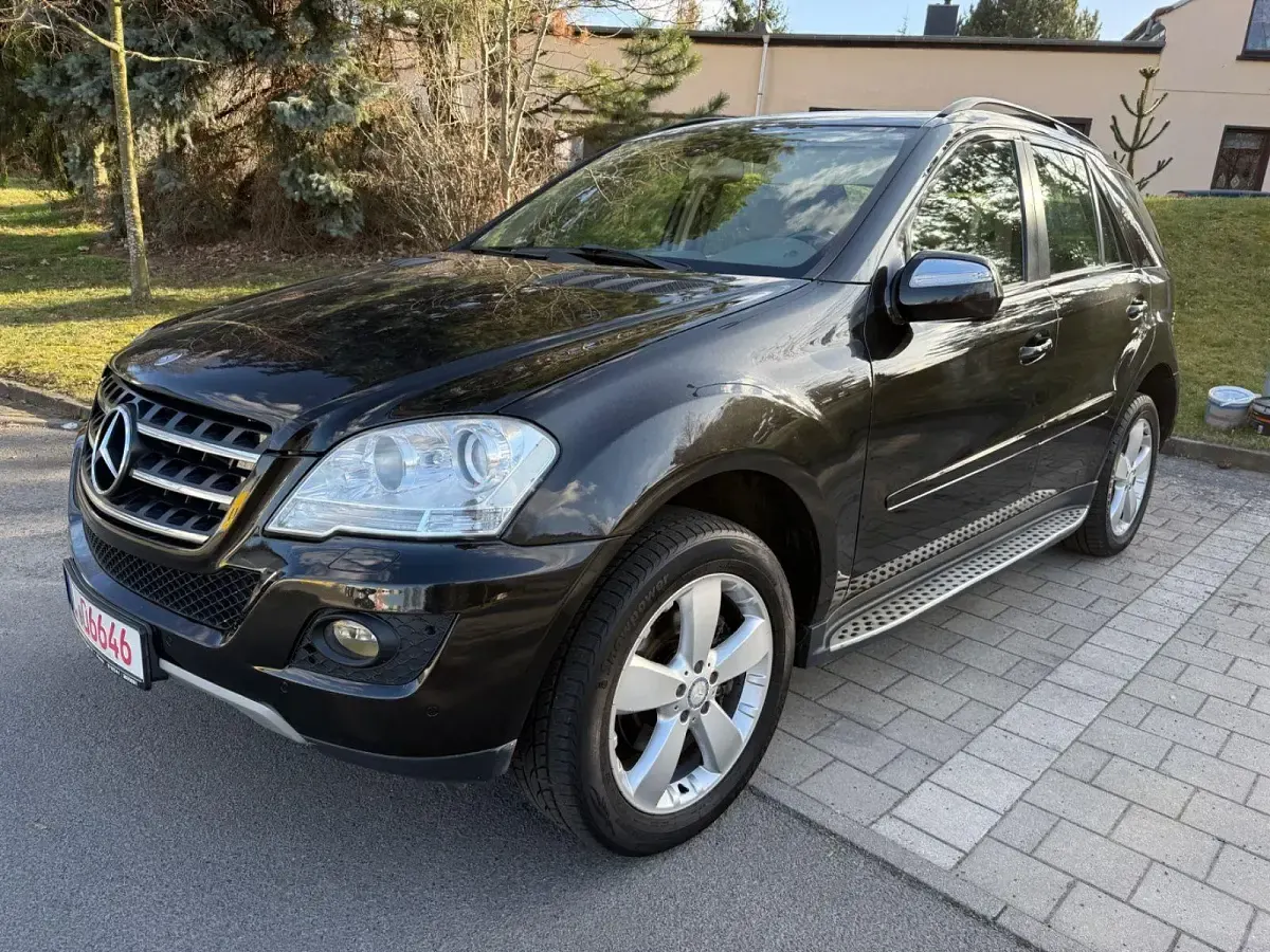 Gebraucht Mercedes ML300 190 PS (139 kW) 2010 SUV