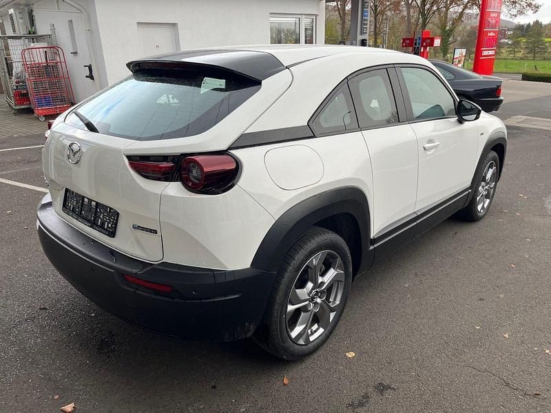 Gebraucht Mazda MX30 Prime-Line 106 kW (145 PS) 2023 Weiß SUV