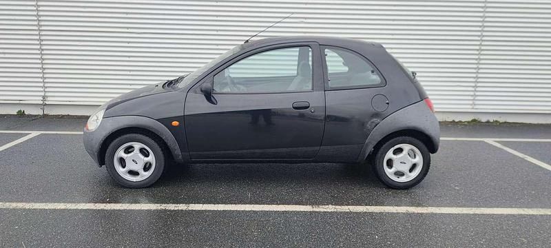 Gebraucht Ford Ka 60 PS (44 kW) 1998 Schwarz Kleinwagen