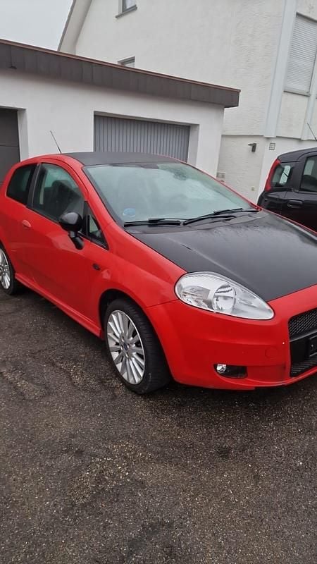 Gebraucht Fiat Punto 95 PS (69 kW) 2007 Rot Kleinwagen
