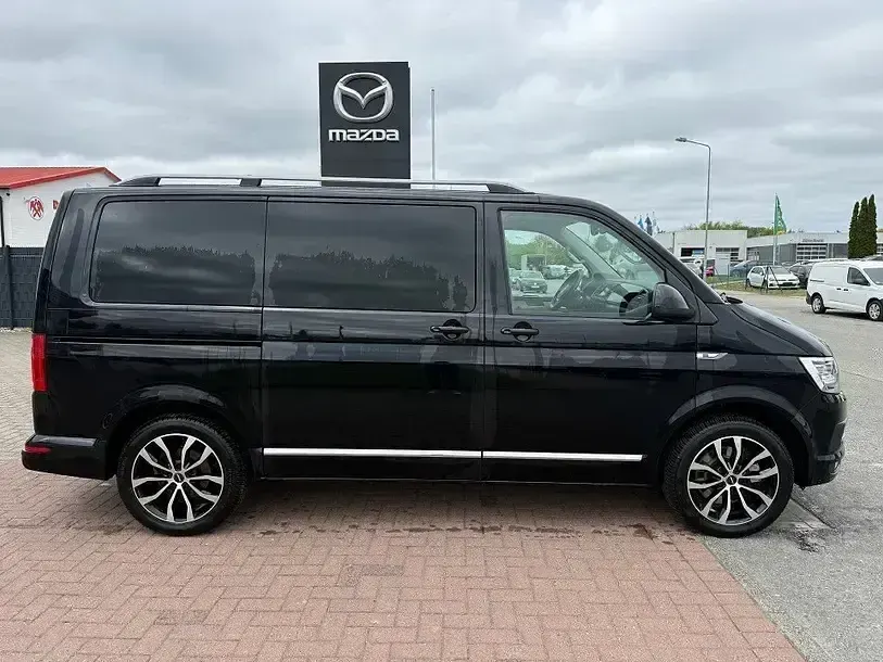 Gebraucht VW Multivan Generation Six 199 PS (146 kW) 2019 Deep black perleffekt Van / Kleinbus