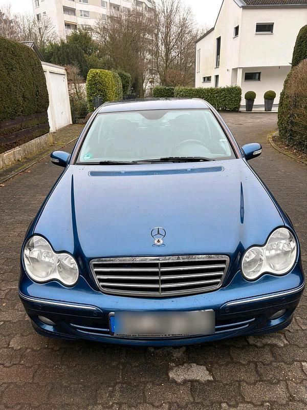 Gebraucht Mercedes C180 Avantgarde 143 PS (105 kW) 2006 Blau Limousine
