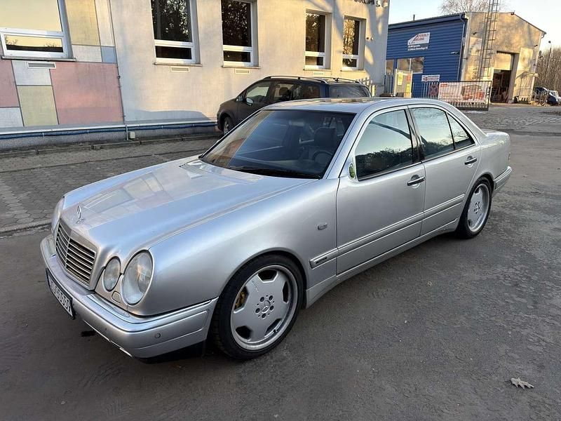 Gebraucht Mercedes E430 Avantgarde 279 PS (205 kW) 2000 Limousine