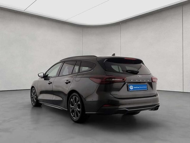 Gebraucht Ford Focus ST-Line X 116 PS (85 kW) 2024 Grau Kombi