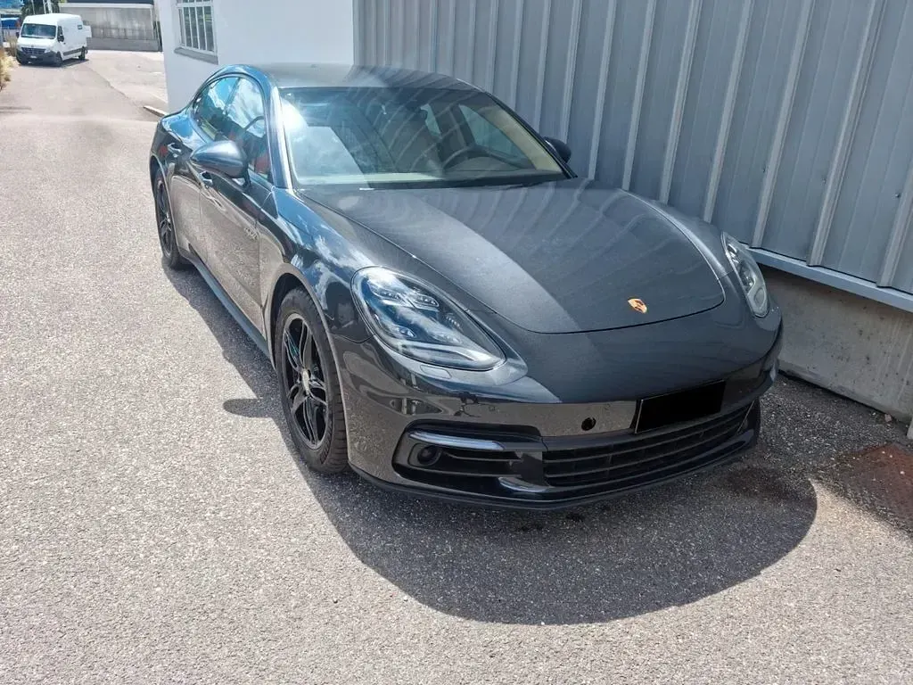 Gebraucht Porsche Panamera 330 PS (242 kW) 2017 Grau Kleinwagen