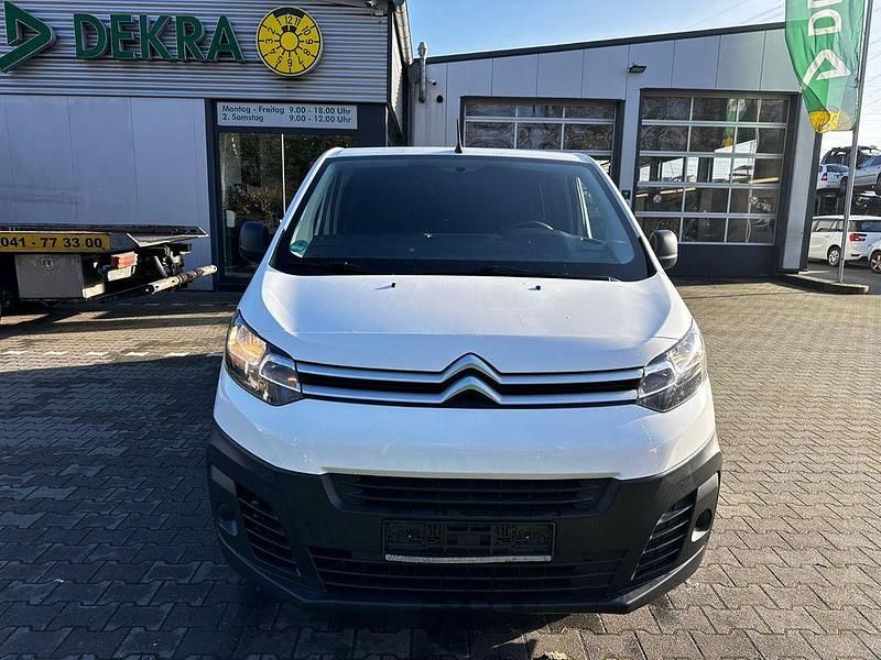 Gebraucht Citroën Jumpy Profi 122 PS (89 kW) 2018 Weiß Van / Kleinbus